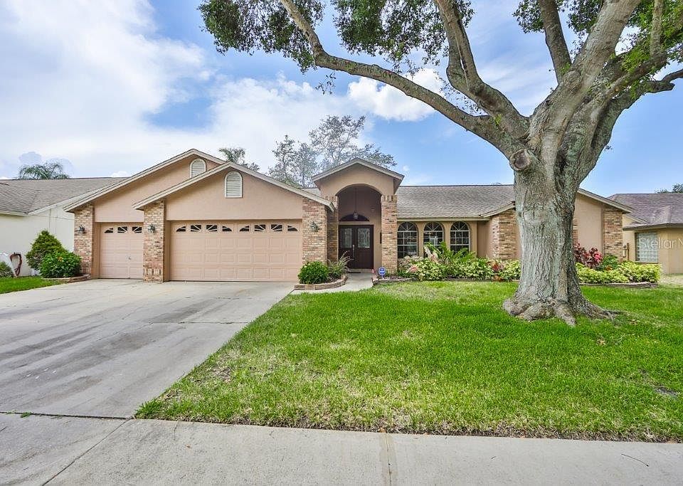 1st image of 2719 Brianholly Dr