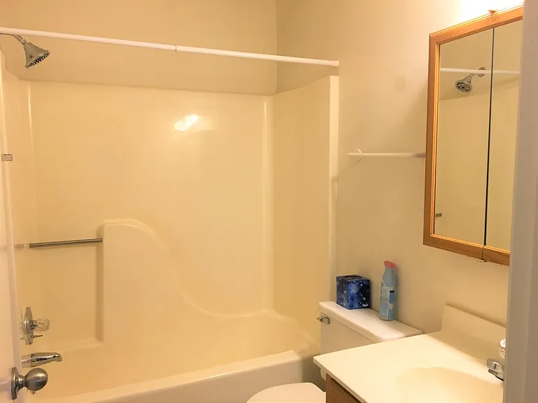 100 Meridian Ct — Photo 19