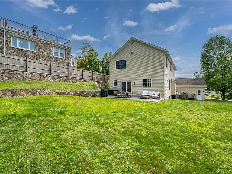 14 Woodale Pl — Photo 43