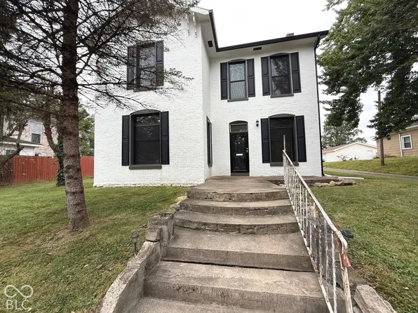 126 S Washington St, Knightstown, IN 46148