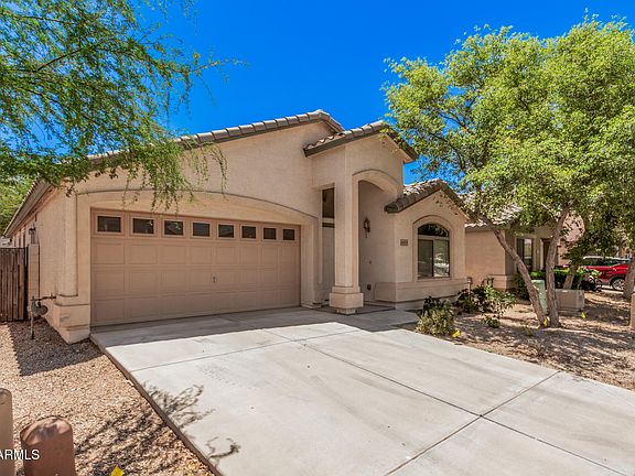 3rd image of 40329 W THORNBERRY Lane