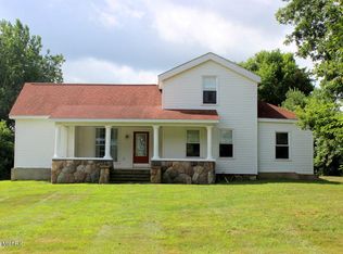 3331 Mauck Rd, Hillsdale, MI 49242