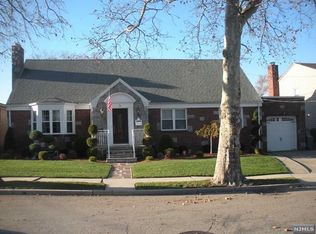 75 Charter Oak St, Wood Ridge, NJ 07075