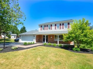 7369 Trillium Trl, Victor, NY 14564