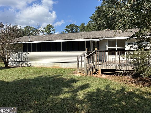3rd image of 2307 Highway 16 W