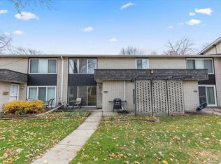 8323 Kennedy Cir UNIT 2, Warren, MI 48093