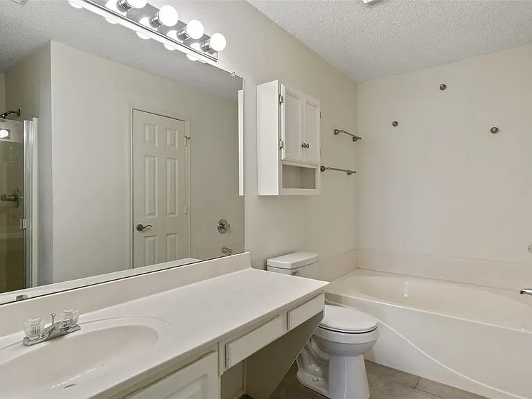 6324 Fern Meadow Dr — Photo 4