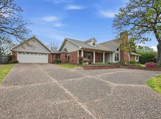 1000 Grandview Heights Dr, Conway, AR 72032