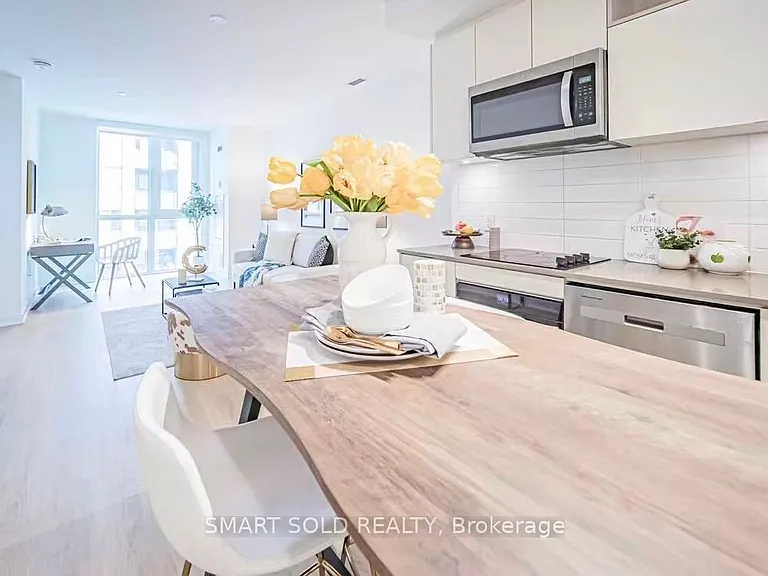 100 Dalhousie St #411 — Photo 7