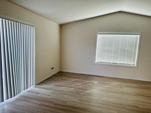 3rd image of 1210 M St SE APT 8