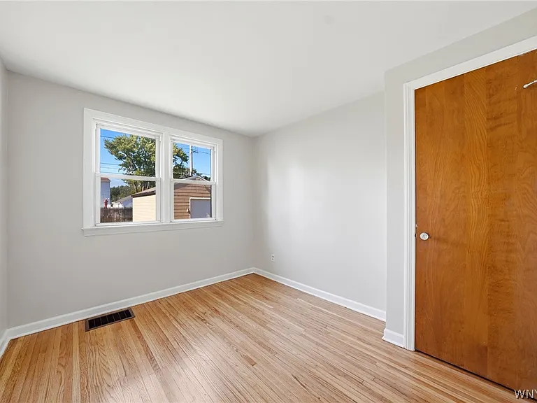 66 Cleveland Dr — Photo 26