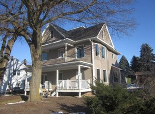 518 S Main St, Cedar Grove, WI 53013