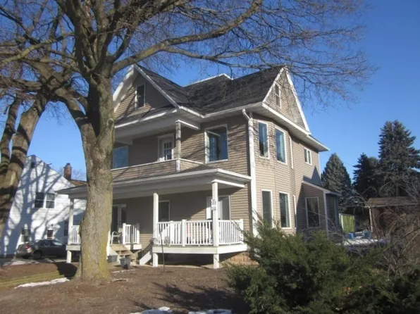 518 S Main St, Cedar Grove, WI 53013