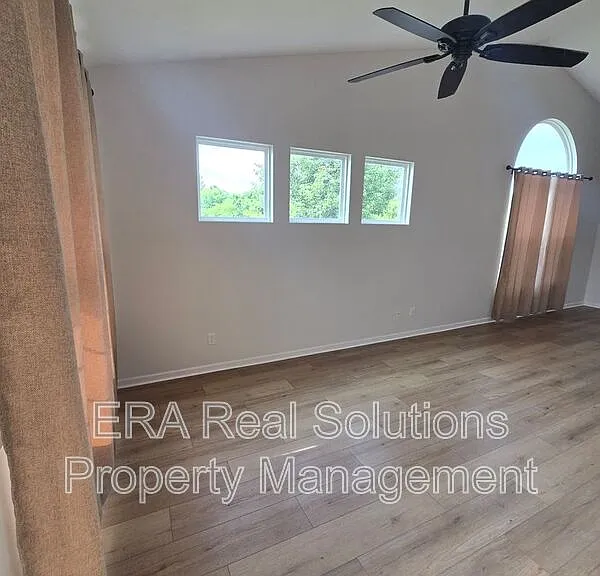 2577 Silver Fir Ln — Photo 9