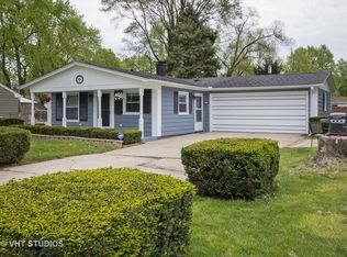 39 Surrey Rd, Montgomery, IL 60538