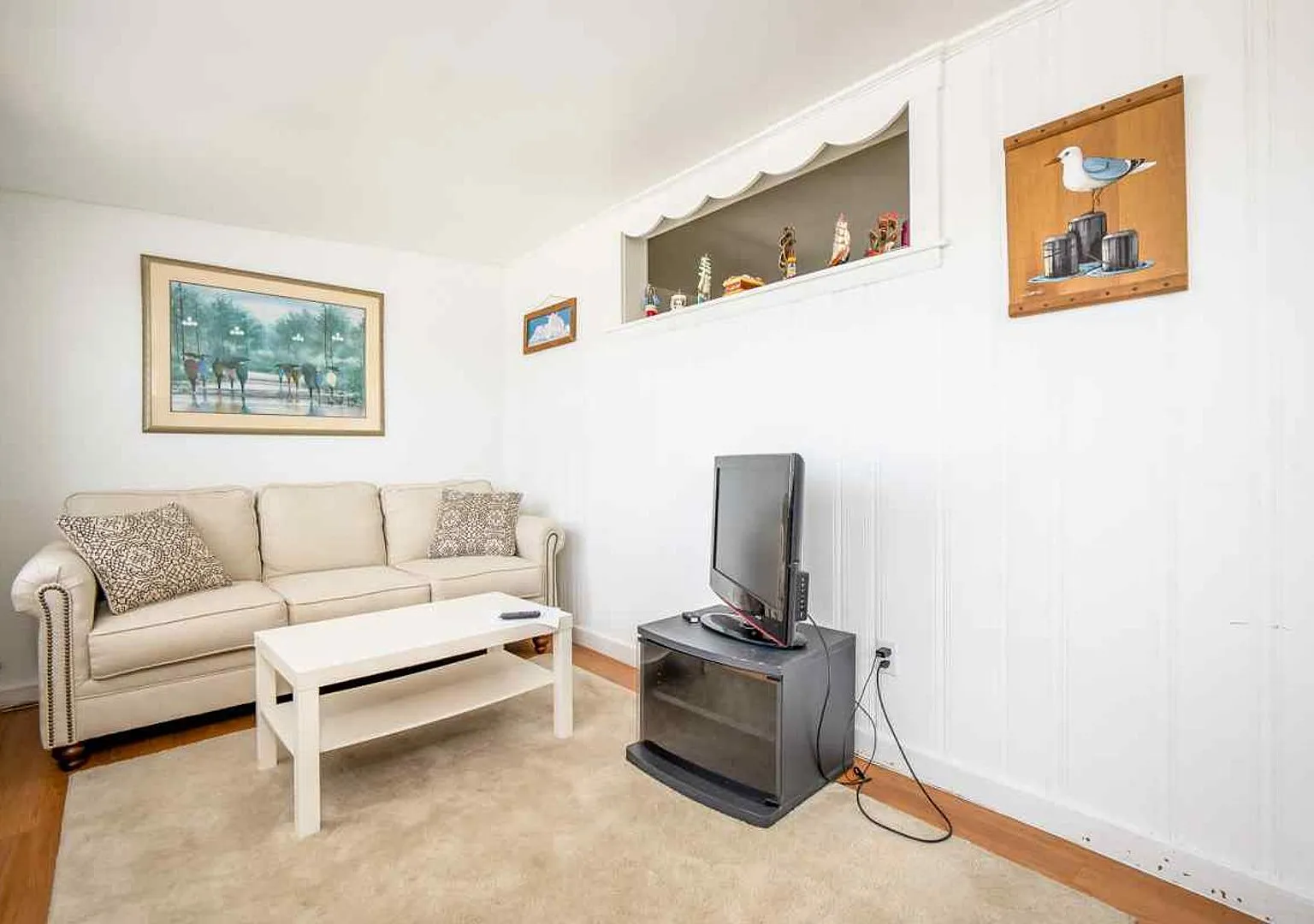 Winter Rental - 1 Bed / 1 Bath - Beach Block - Accommodates 2 — Photo 1