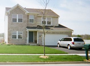 207 Walsh Cir, Yorkville, IL 60560