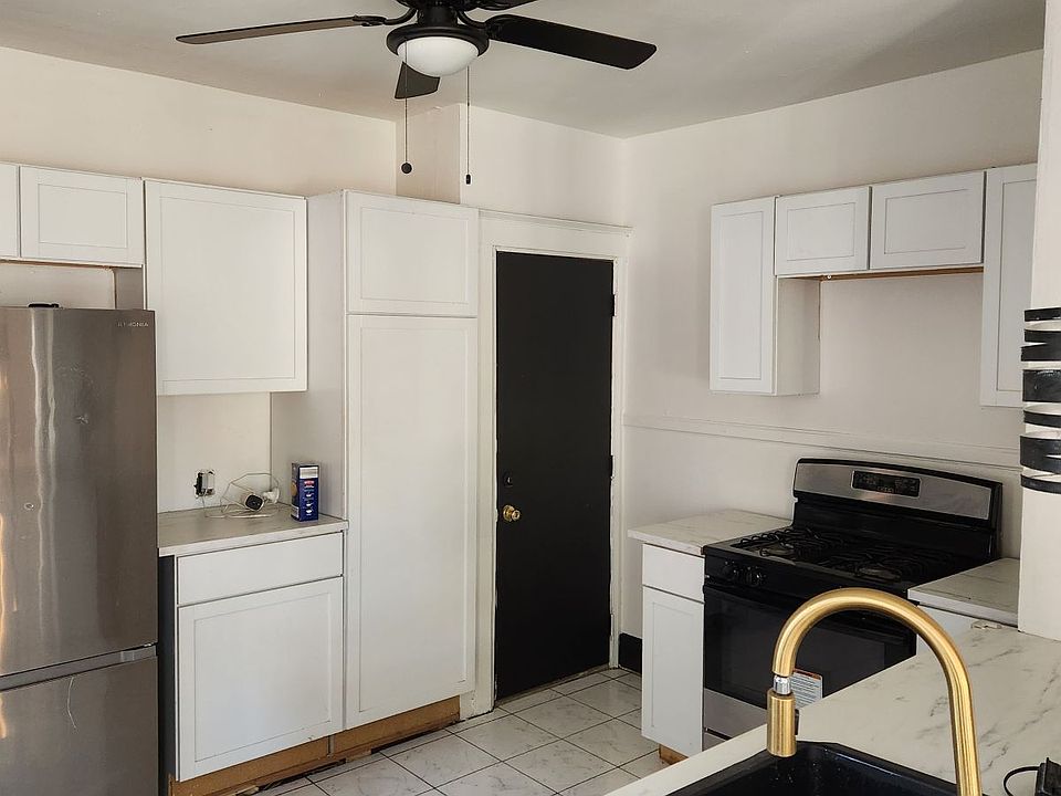 2nd image of 7463 Churchill Ave #2