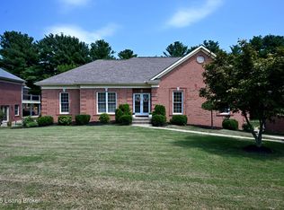 1015 Barbizon Dr, Goshen, KY 40026