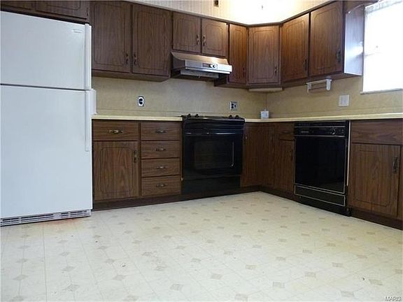 Eat-in kitchen. All the appliances will be included in the sale as well as a washer, dryer and uprig