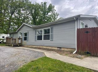 1312 Redwing Rd, Valparaiso, IN 46383