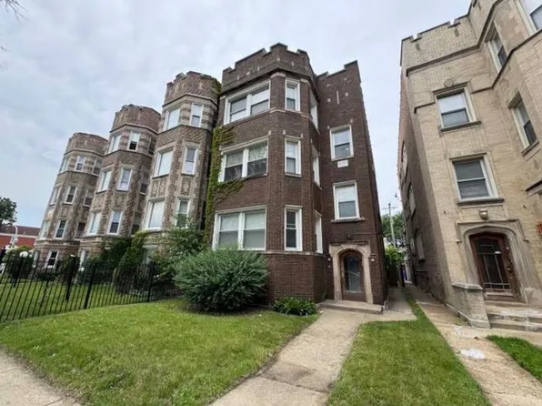 (undisclosed Address), Chicago, IL 60619