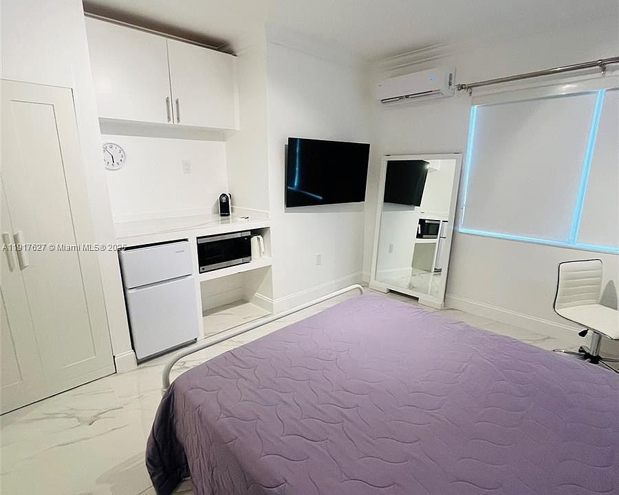 1st image of 1455 Michigan Ave #145512B