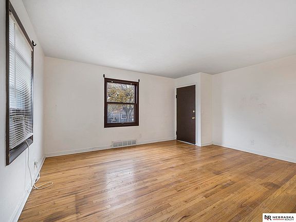 5th image of 4520 Lafayette Ave