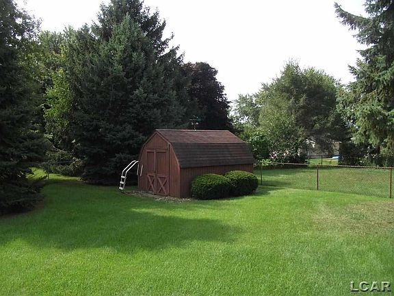 3rd image of 3539 Osburn Dr