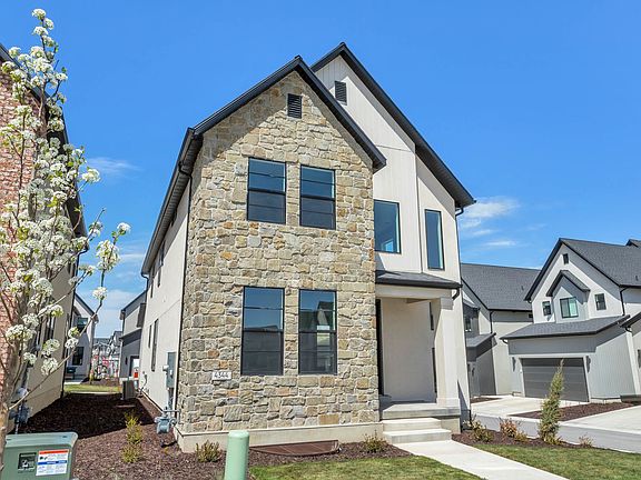 3rd image of 4344 W Bergen Ln