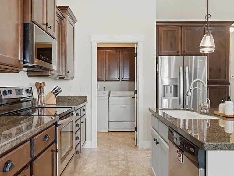 11654 S Winford Dr — Photo 5