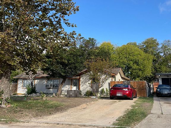 2nd image of 111 Cravens Ave