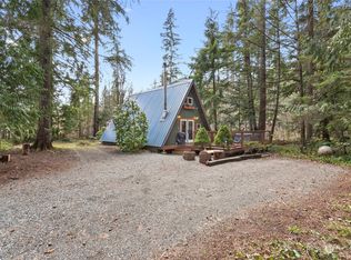 7885 Chisholm Trl, Maple Falls, WA 98266