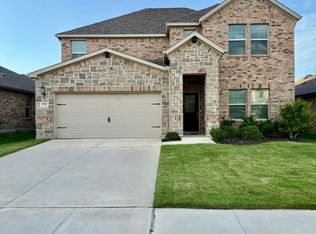1705 Berry Ridge Trl, Aubrey, TX 76227