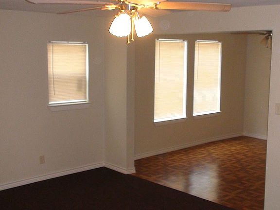 2nd image of 2680 Linson St
