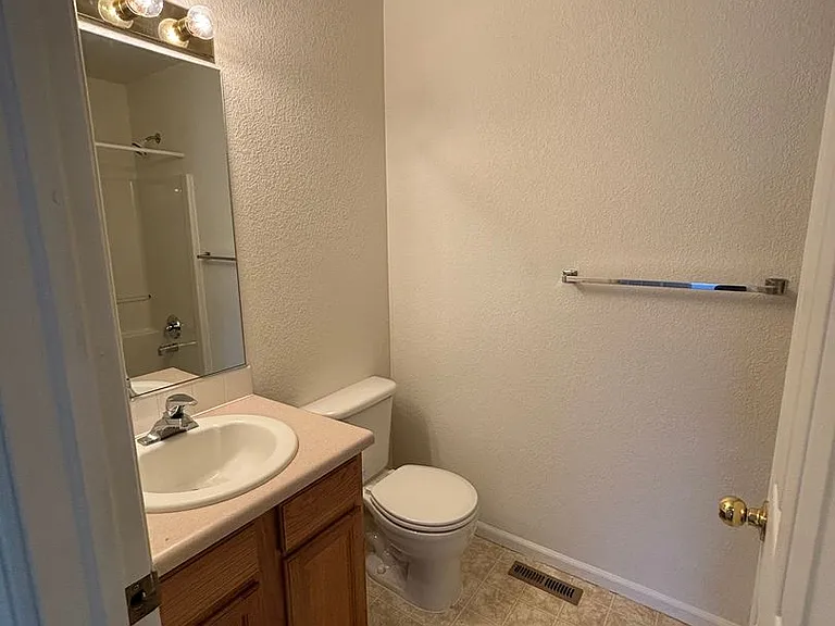 802 Waterglen Dr #K48 — Photo 11