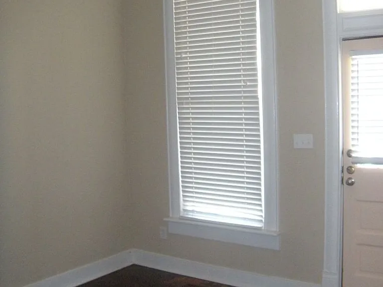 915 W 23rd St #C — Photo 17