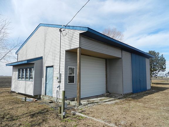 4th image of 1257 County Road 3100 E