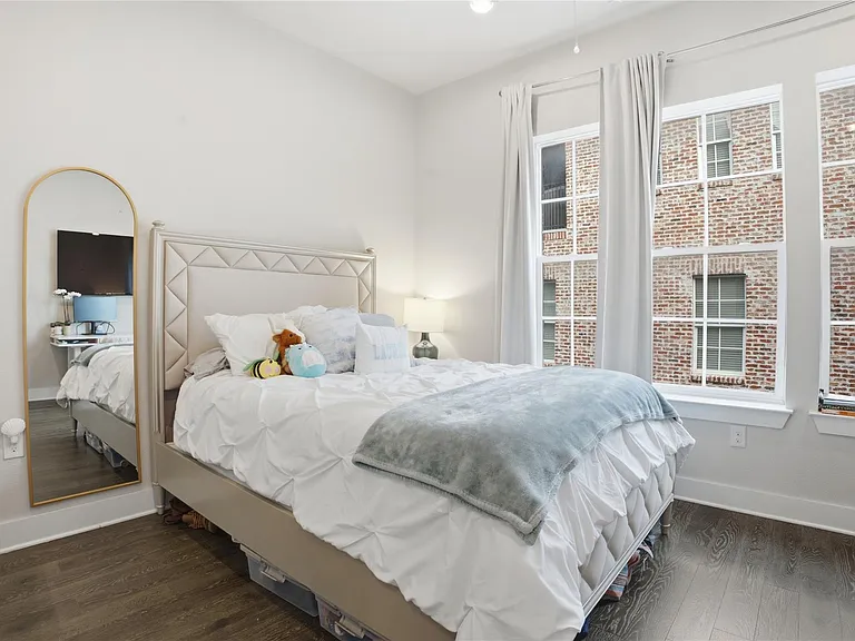 1411 Town Creek Dr #6 — Photo 11