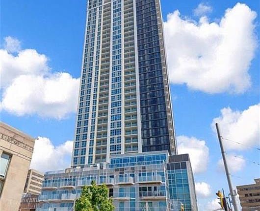 3rd image of 60 Frederick St #3414