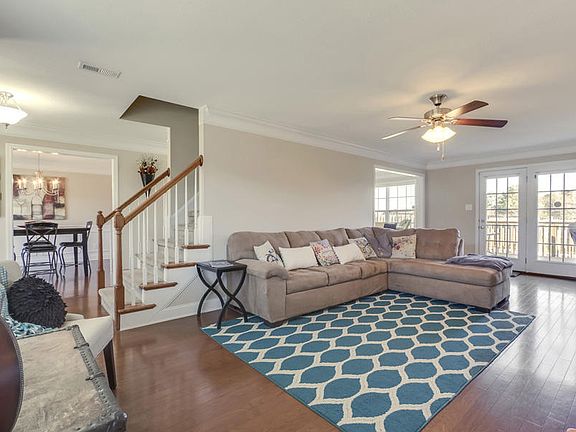 4th image of 8932 Wavetree Dr