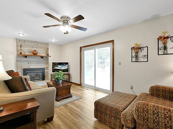 5th image of 9408 Southchester Dr NW