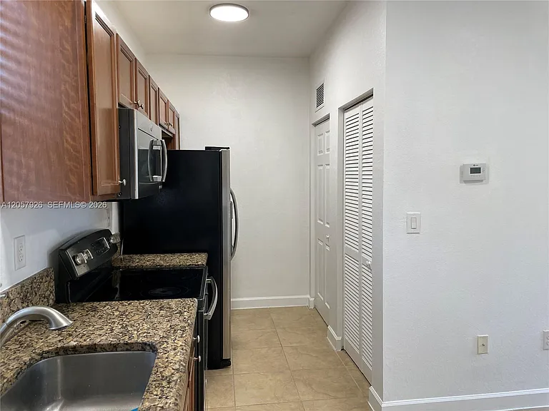 9341 SW 170th Psge #STUDIO — Photo 7
