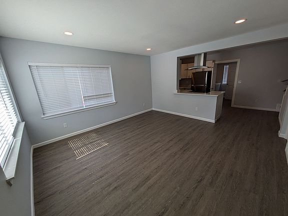 2nd image of 309 E South St #34