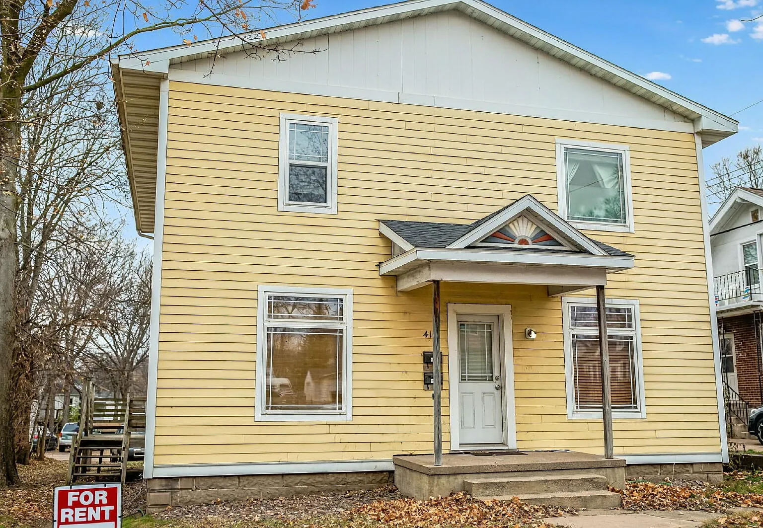 3 bed, 1.0 bath, 1020 sqft, $460 — Photo 1