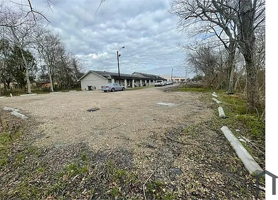 4210 Houston St — Photo 10