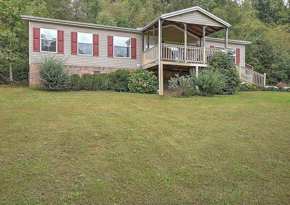1st image of 374 Ball Orchard Private Dr