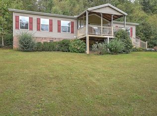 374 Ball Orchard Private Dr, Kingsport, TN 37660