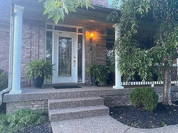5th image of 1807 Gleneagles Way