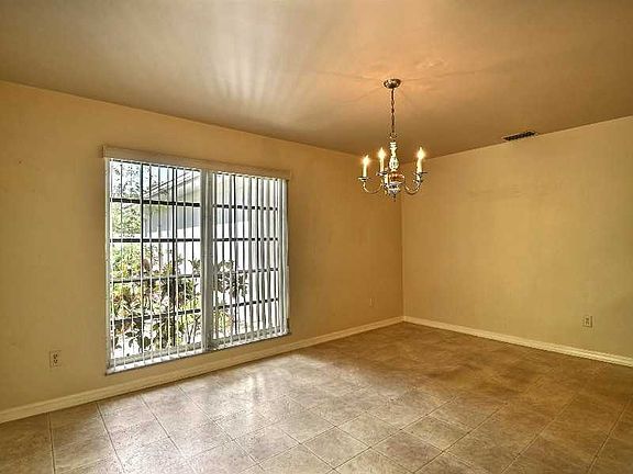 5th image of 1416 48th Ave